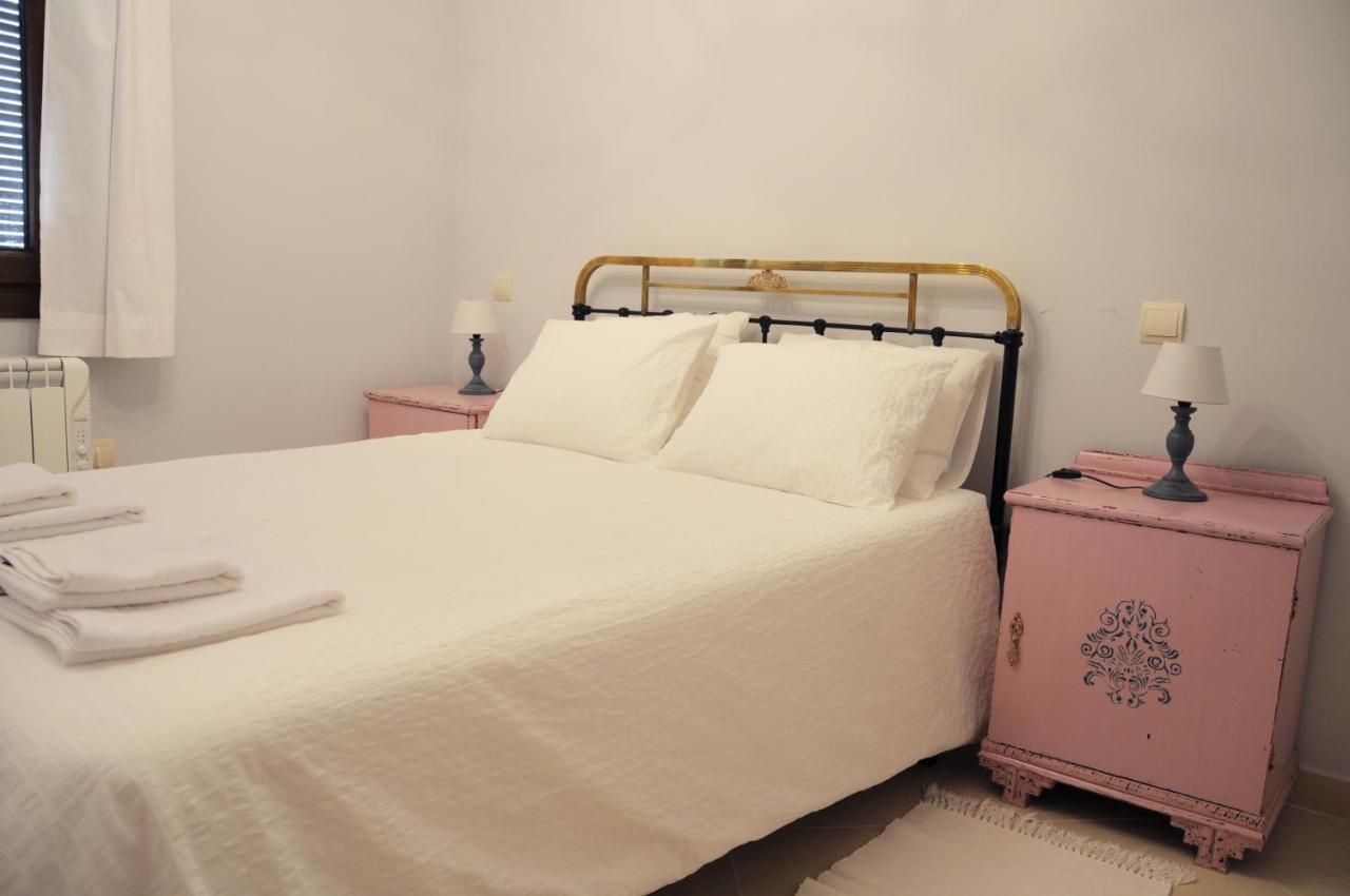 Apartamentos Puenteviejo Arenas de San Pedro Szoba fotó